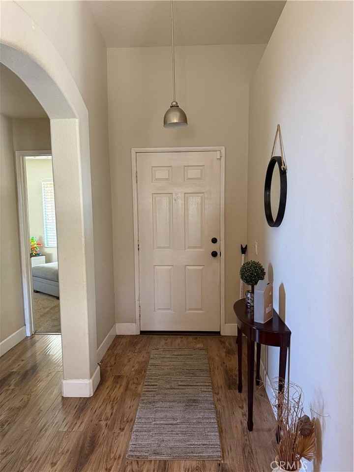 3512 Lehigh Cir - Photo 3 of 9