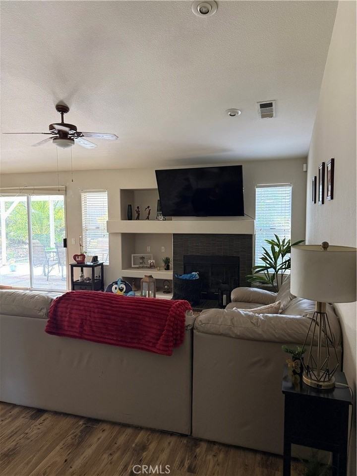 3512 Lehigh Cir - Photo 5 of 9