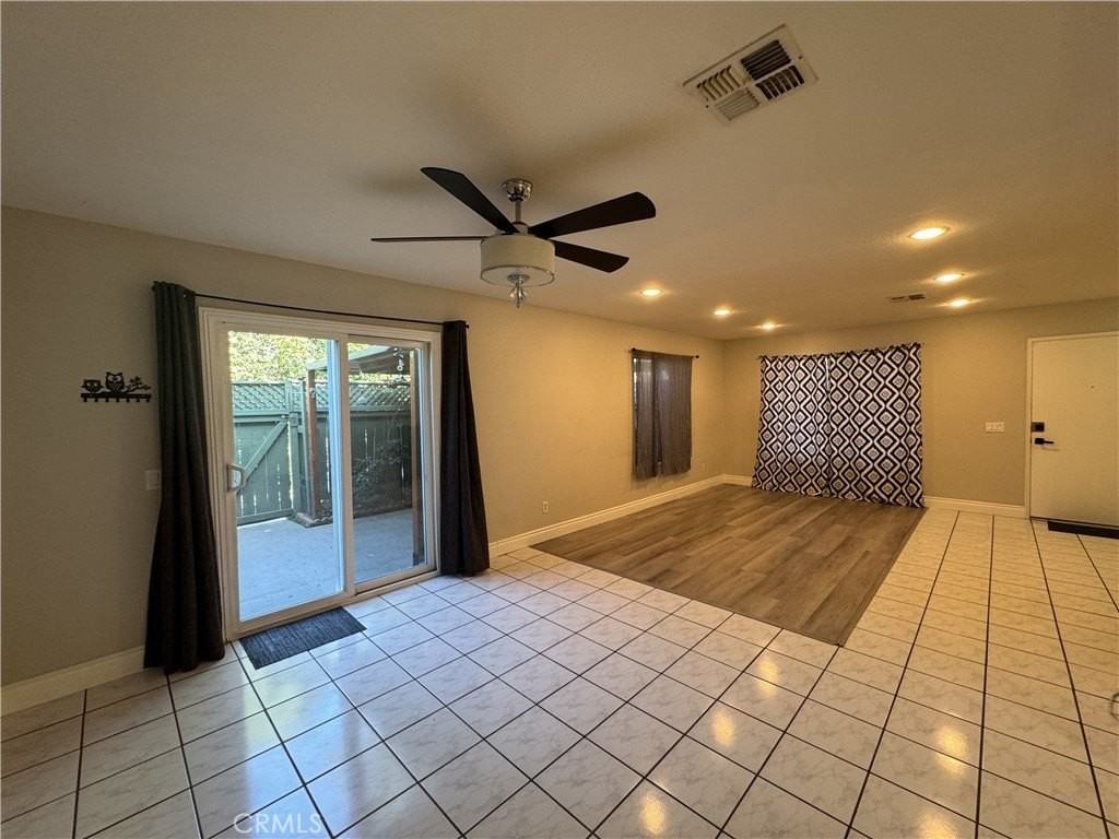 10187 Indian Summer Dr #A - Photo 4 of 14