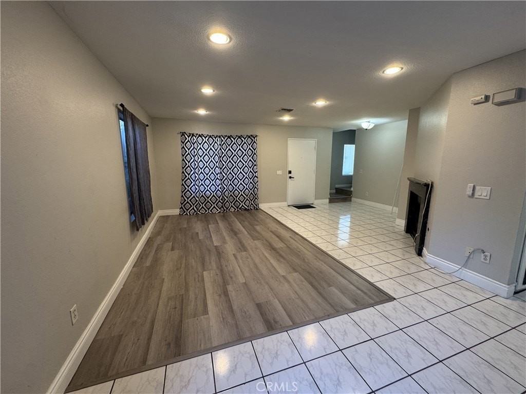 10187 Indian Summer Dr #A - Photo 5 of 14