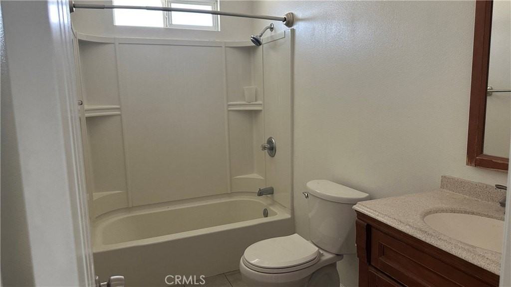 340 N Dalton Ave - Photo 2 of 10