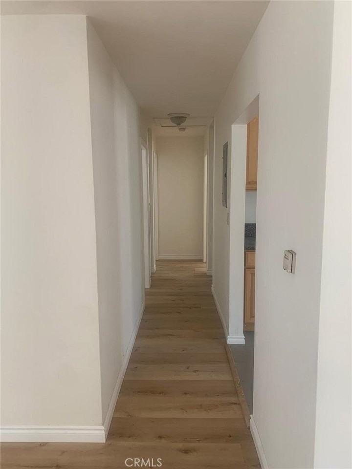 340 N Dalton Ave - Photo 5 of 10