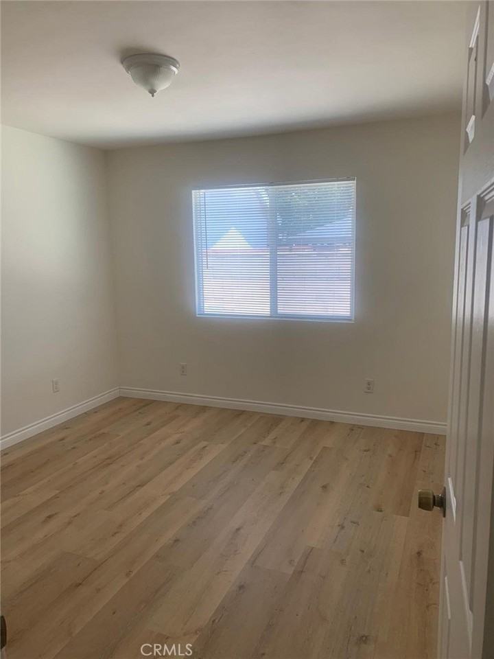 340 N Dalton Ave - Photo 7 of 10