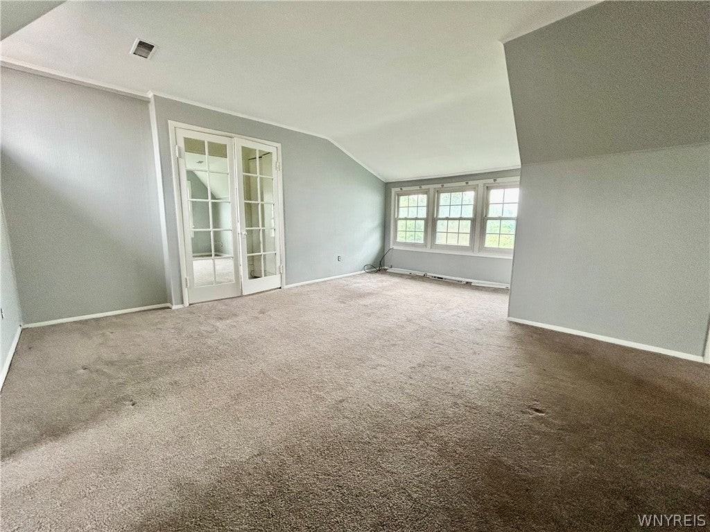 83 Norwood Ave - Photo 7 of 18