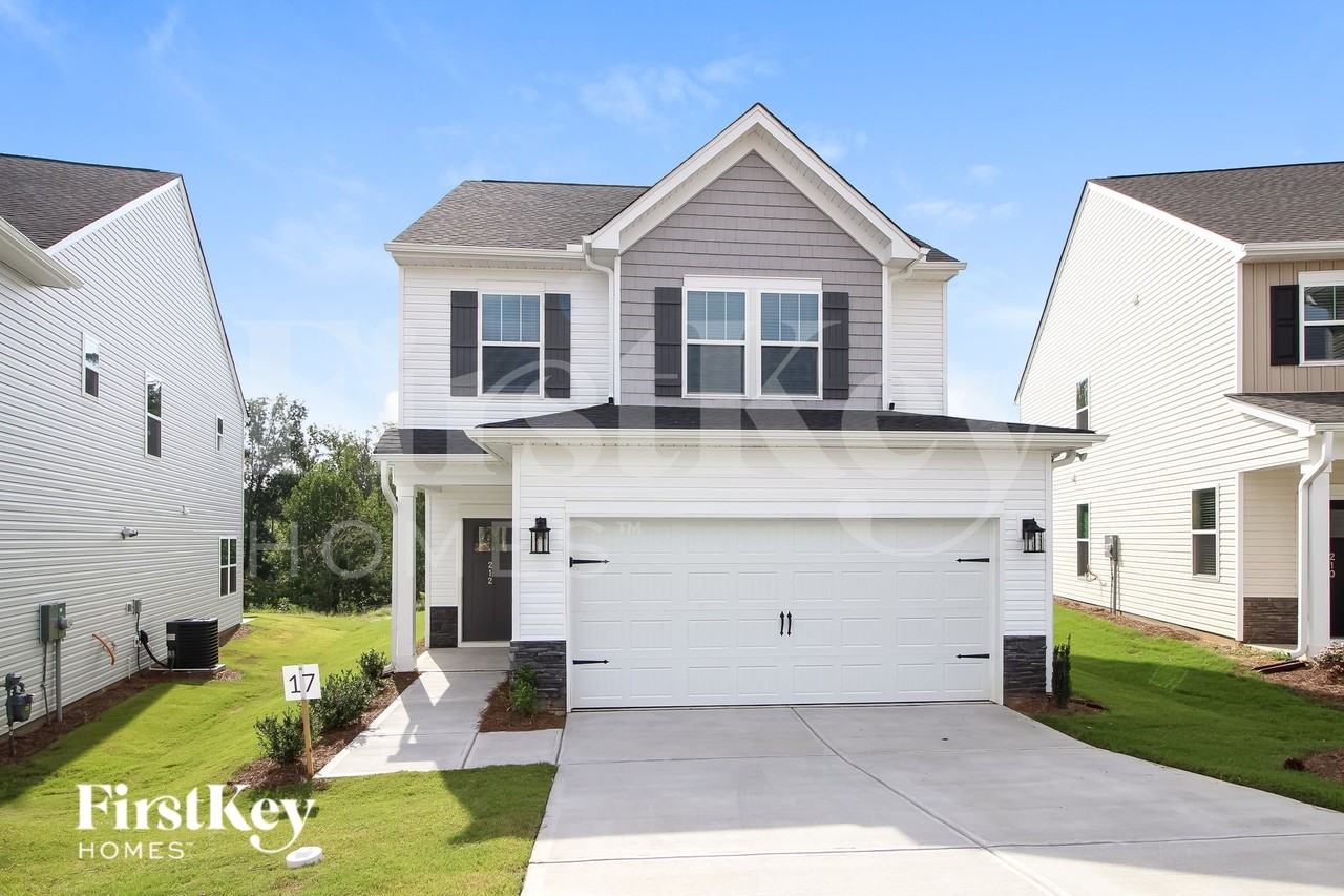 212 Ashborne Ln