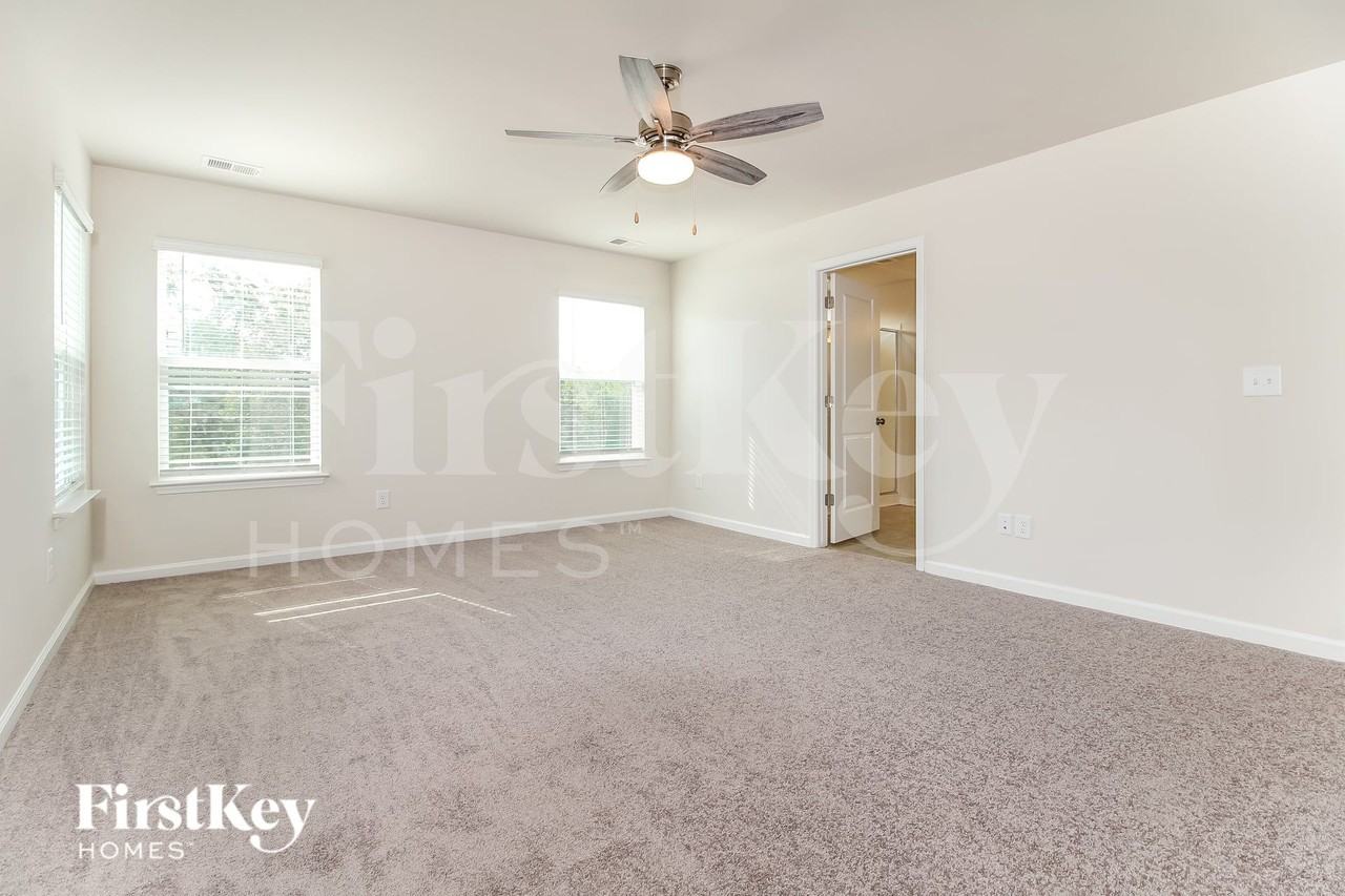 212 Ashborne Ln - Photo 7 of 15