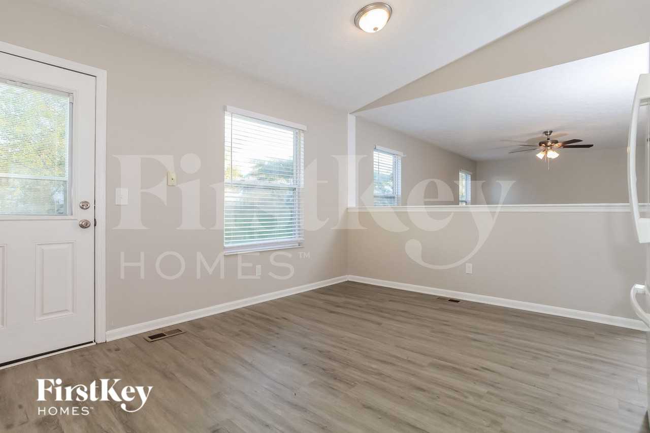 309 Ivy Forge Ct - Photo 5 of 15