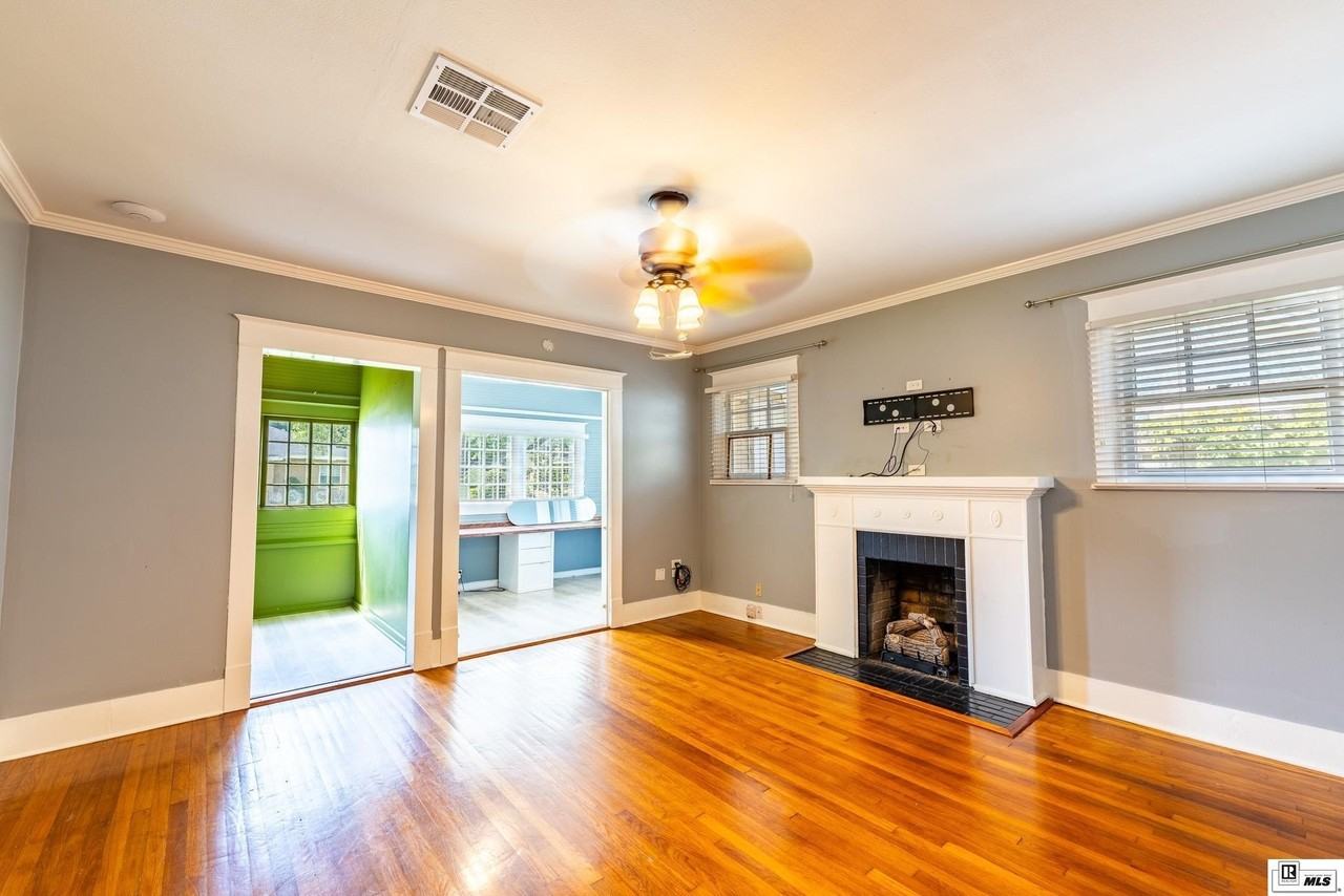 607 Roselawn Ave - Photo 2 of 26