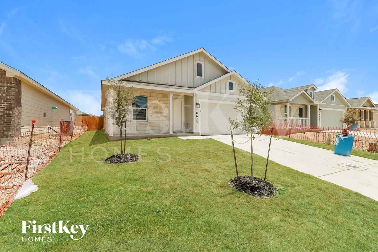 10643 Erinita Way - Photo 2 of 16