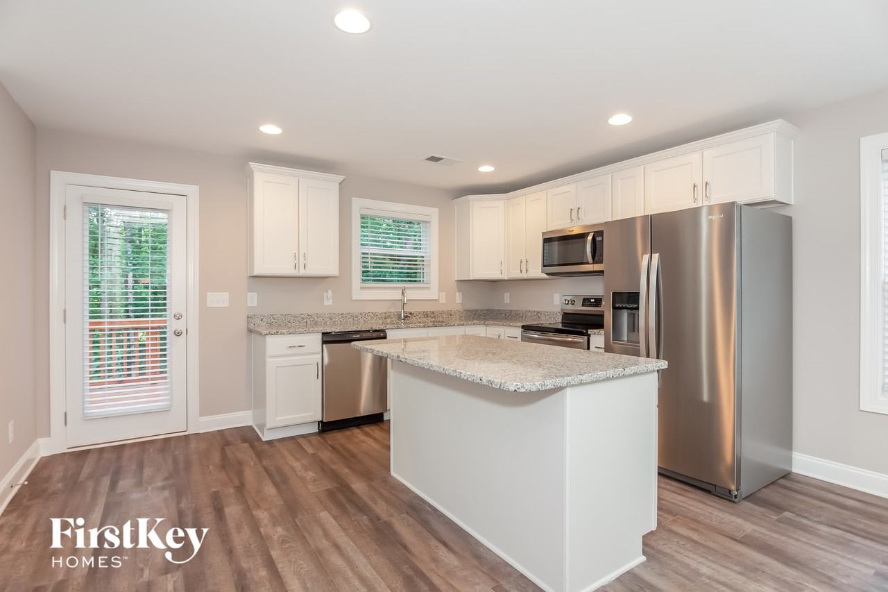 204 King David Ln - Photo 6 of 15