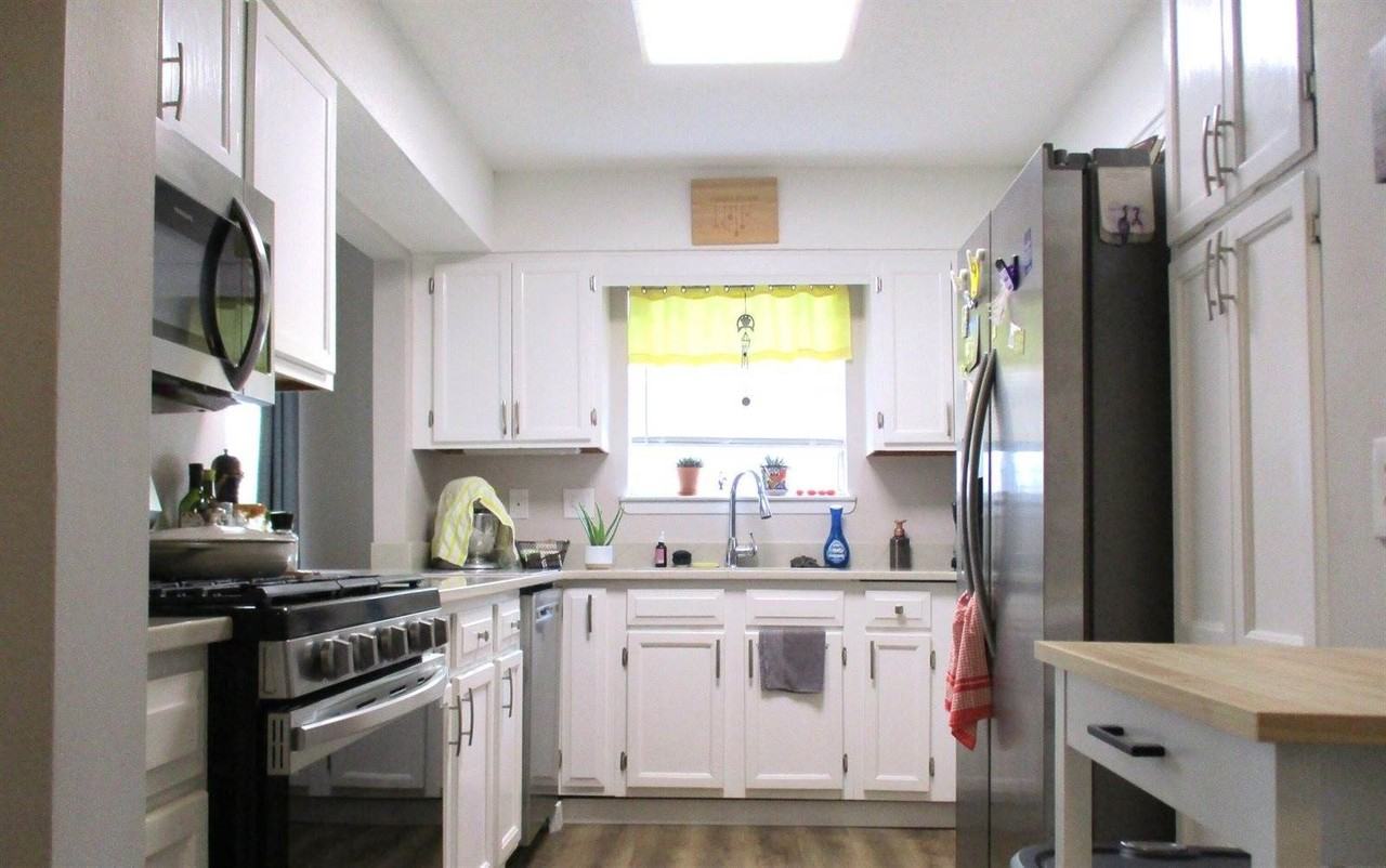 407 Adam St Nw - Photo 4 of 9