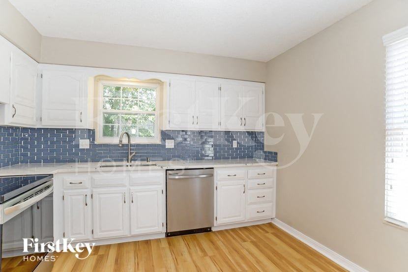 8617 Stearns Ave - Photo 7 of 15