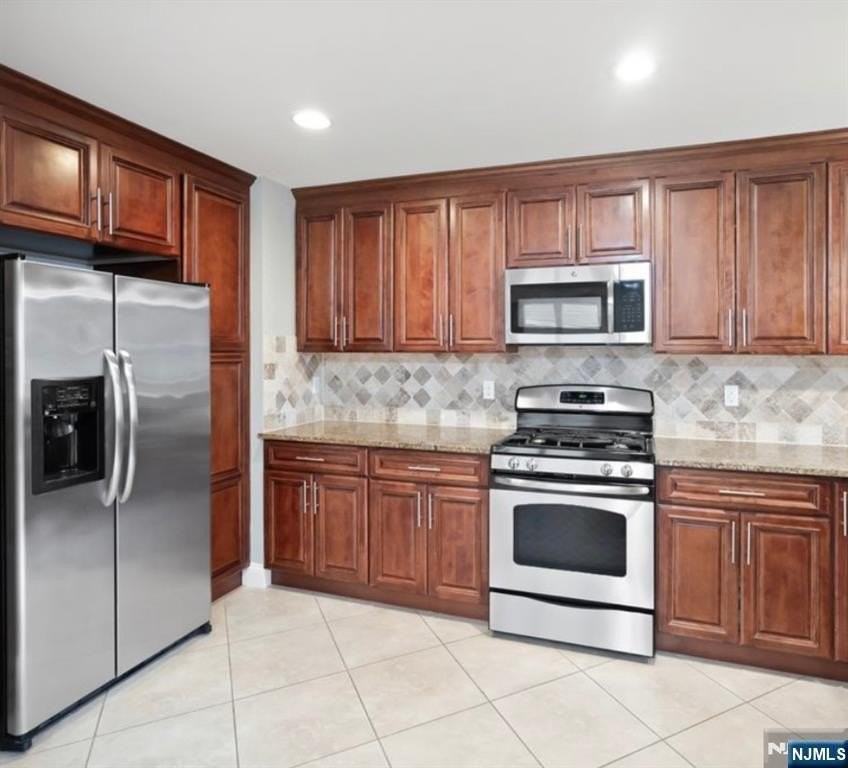 114 Grove Ave #1 - Photo 4 of 11