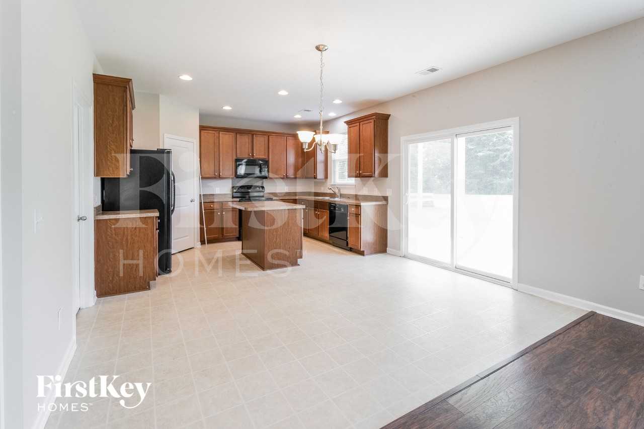 200 Palmetto Village Cir - Photo 4 of 15