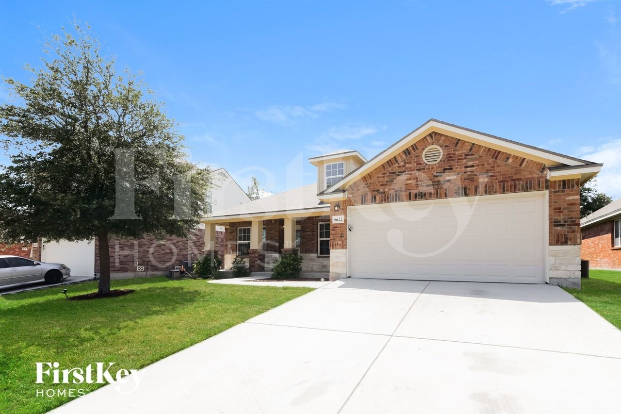 5622 Wayne Path - Photo 2 of 16
