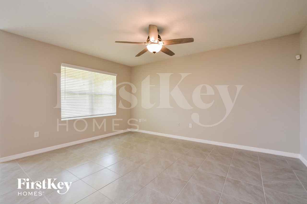 353 American Holly Ave - Photo 3 of 16