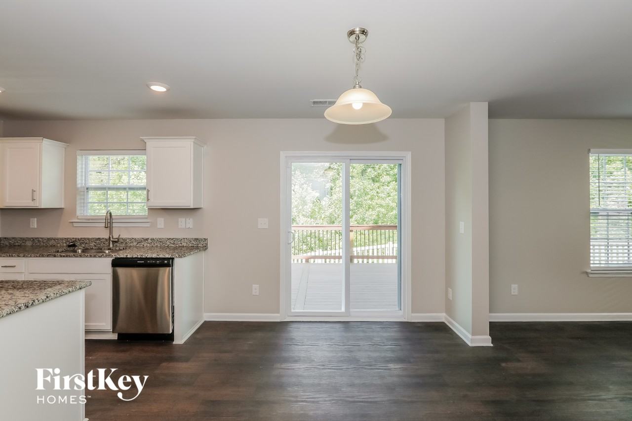 8016 Starnes Randall Rd - Photo 6 of 15
