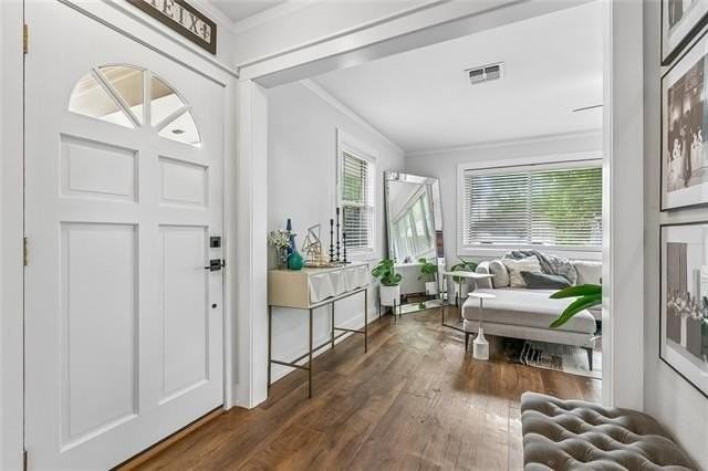 905 Taft Park - Photo 2 of 14