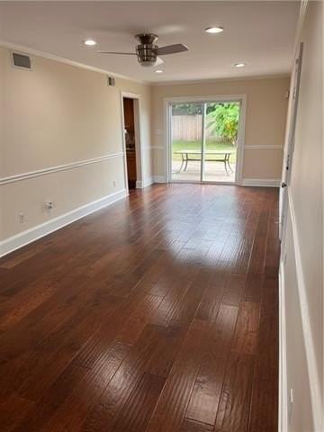 4401 Laudun St - Photo 6 of 26