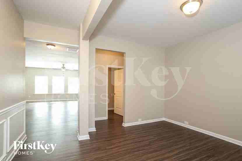 153 Prominence Ct - Photo 3 of 15