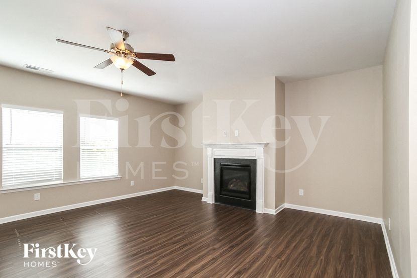 153 Prominence Ct - Photo 4 of 15