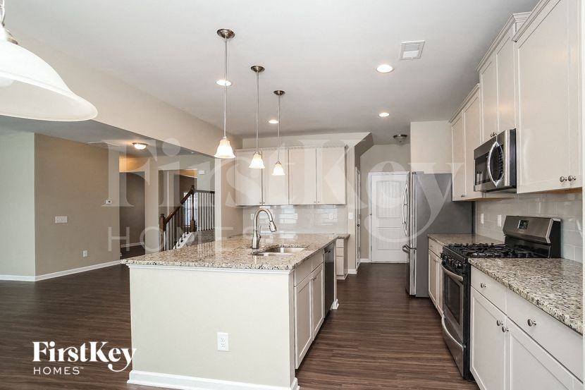 153 Prominence Ct - Photo 7 of 15