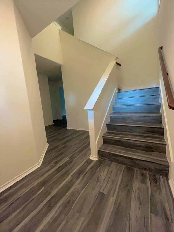 103 E 15th St - Photo 2 of 17