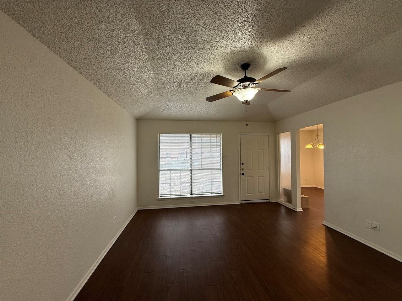 2509 Stanford St #A - Photo 2 of 34