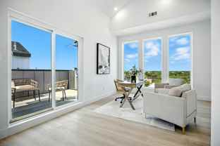 312 N Lancaster Ave #105 - Photo 1 of 1