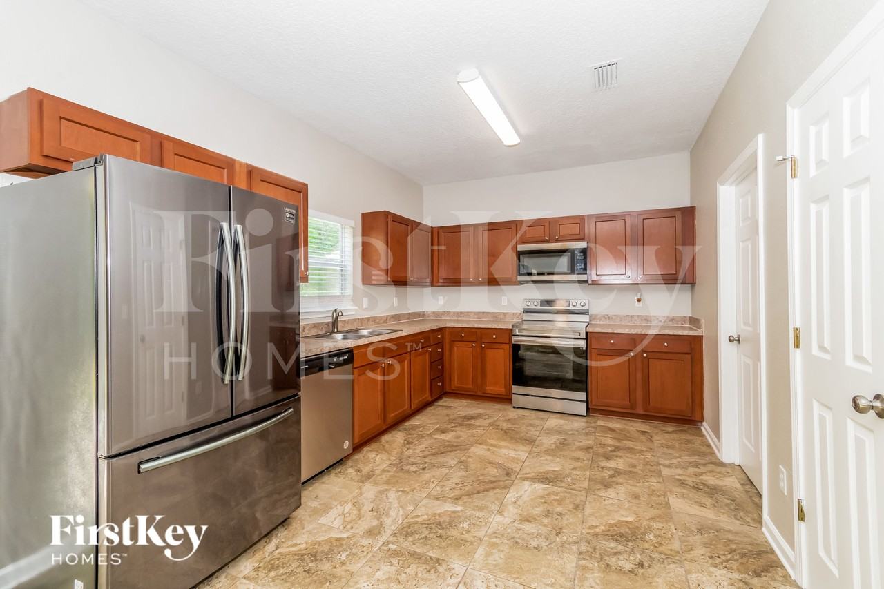 7266 Rampart Ridge Cir E - Photo 6 of 19