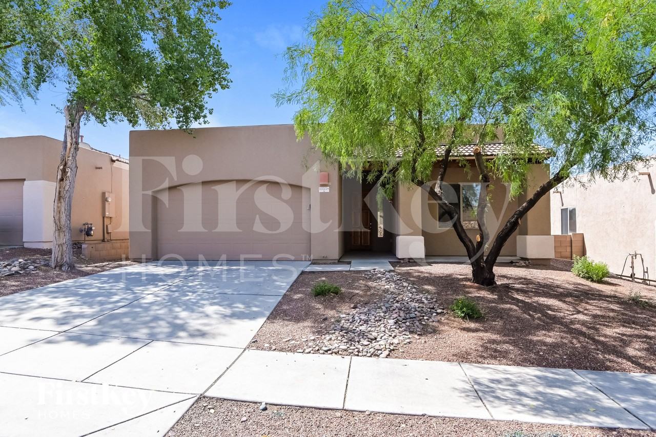 13558 E High Plains Ranch St