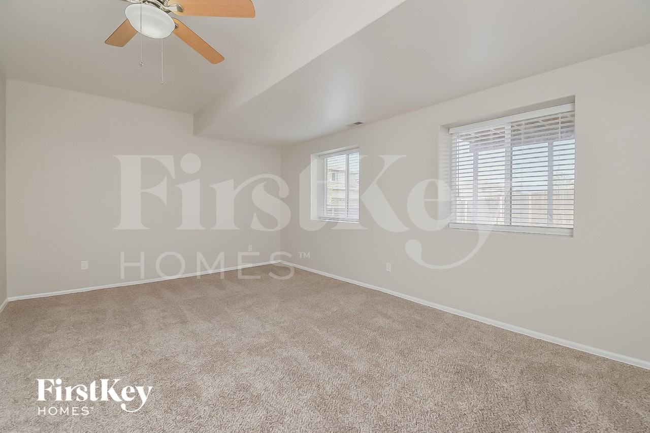 7976 Cairn Ct - Photo 7 of 15