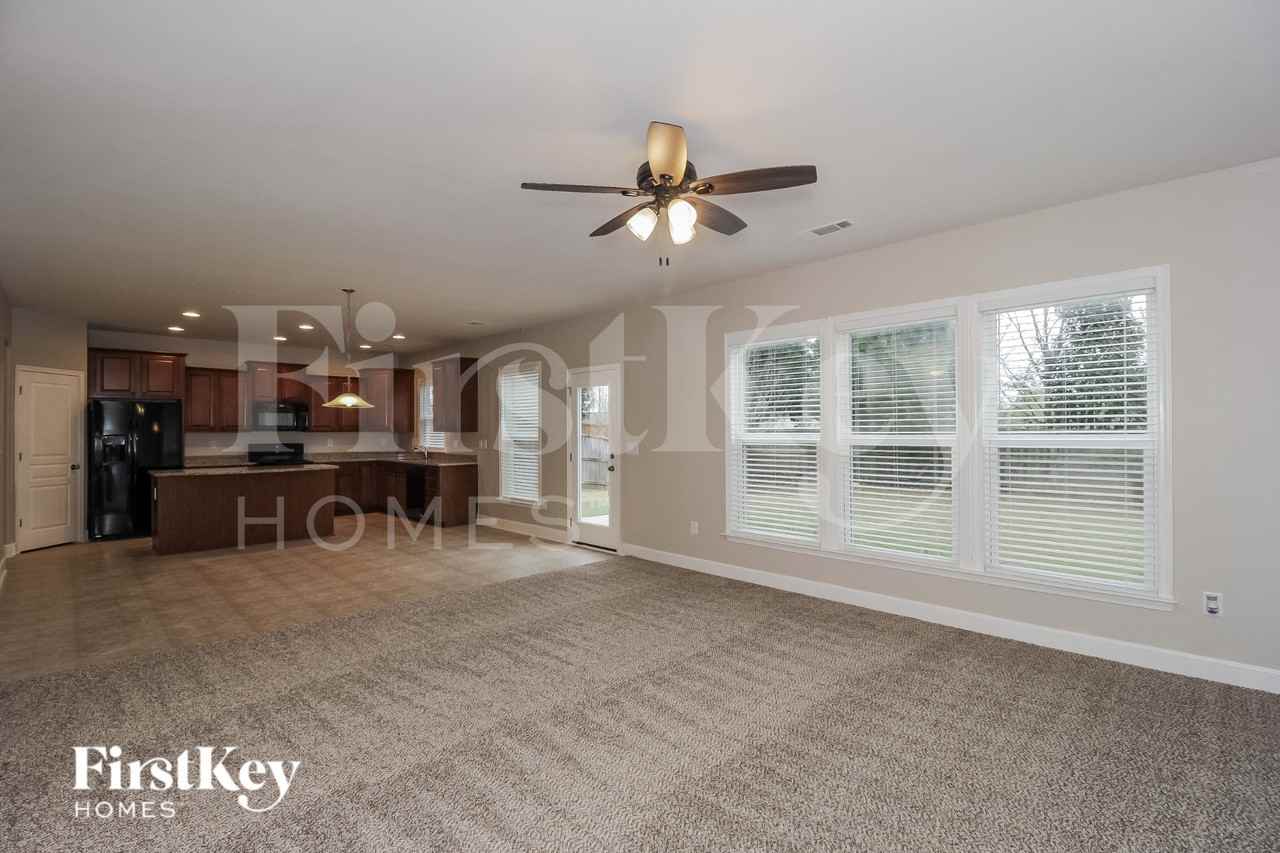 355 Ridgewood Trl - Photo 2 of 18