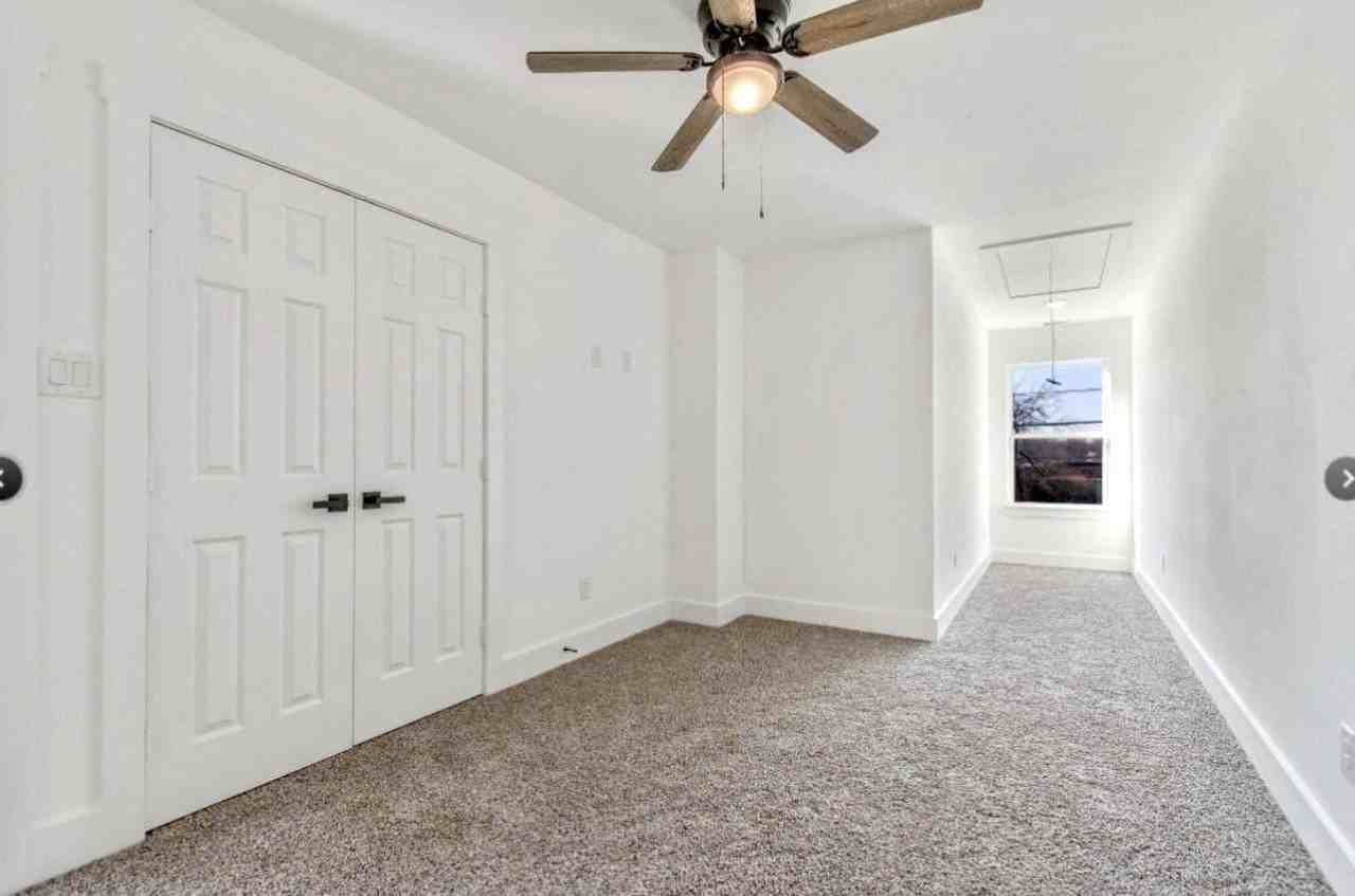 2113 Wright St #B - Photo 6 of 10