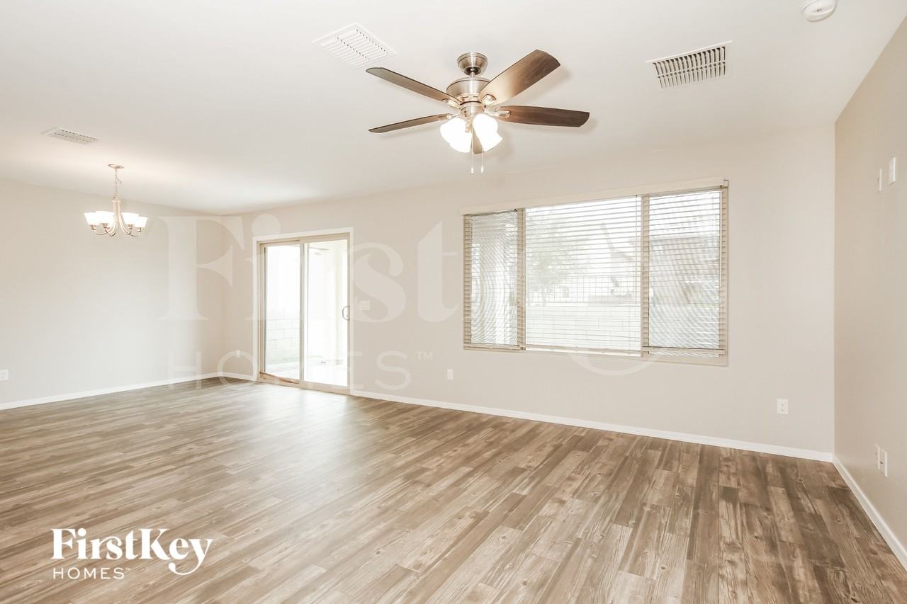 16570 W Sierra St - Photo 3 of 15