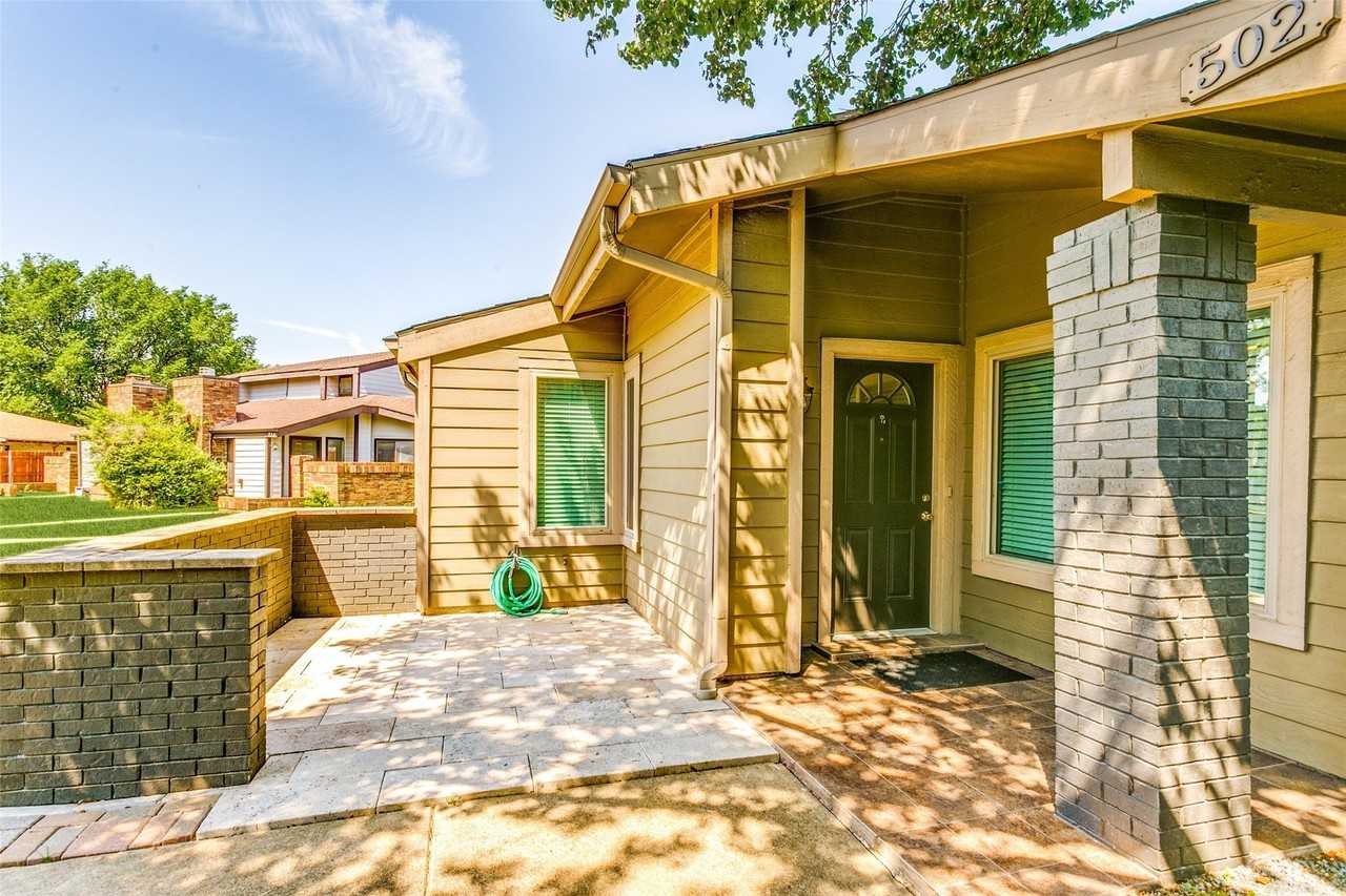 502 Harvest Hill St - Photo 3 of 15