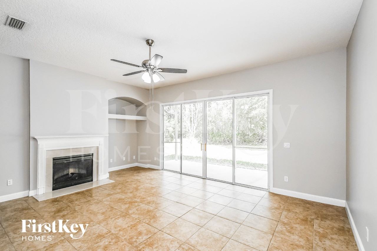408 Spring Ridge Ct - Photo 3 of 16