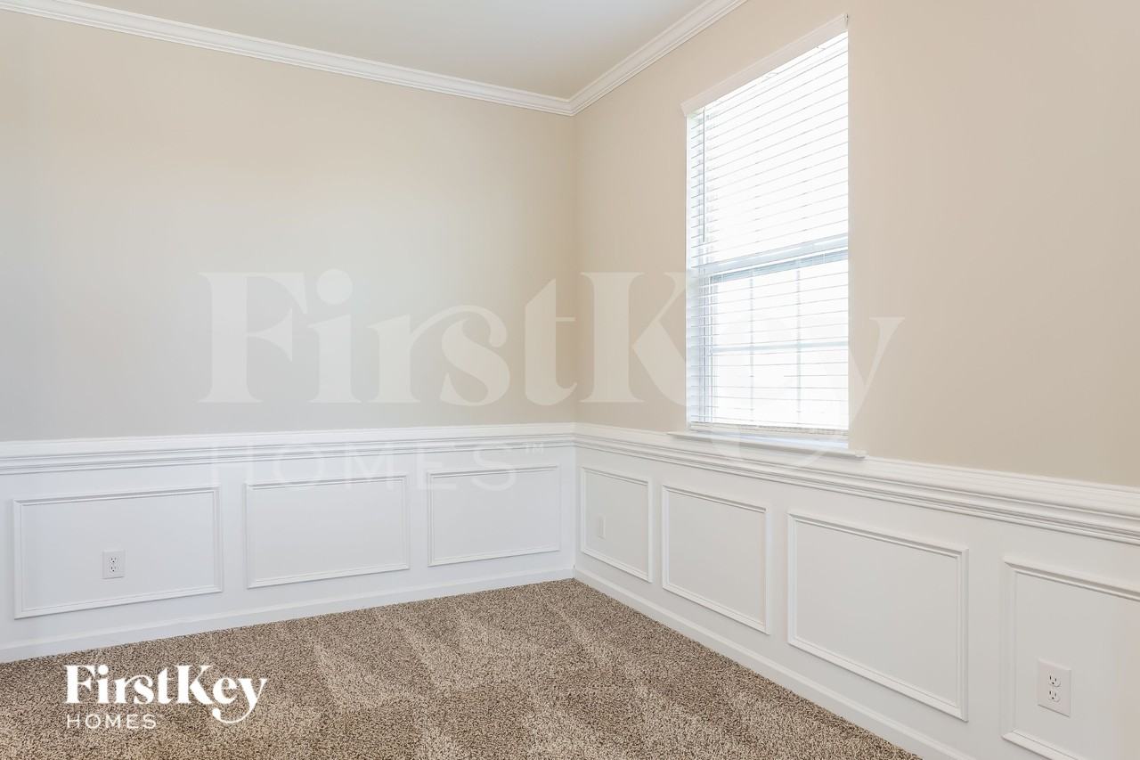 109 Longleaf Dr - Photo 6 of 18