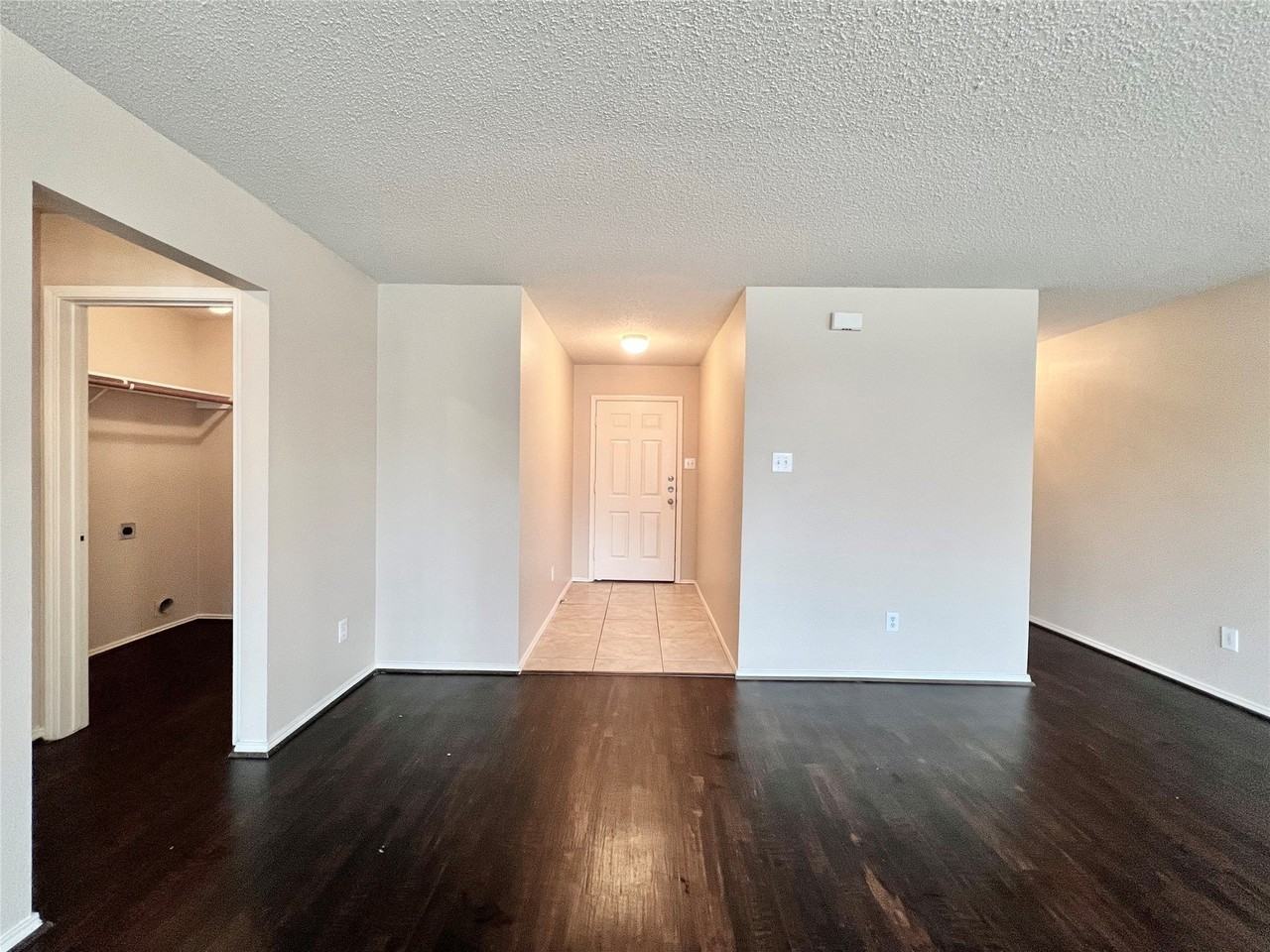 9925 George Washington Dr - Photo 2 of 29