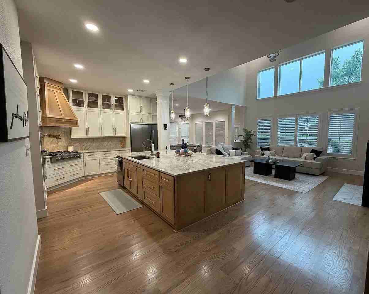5315 Cree Dr - Photo 3 of 26
