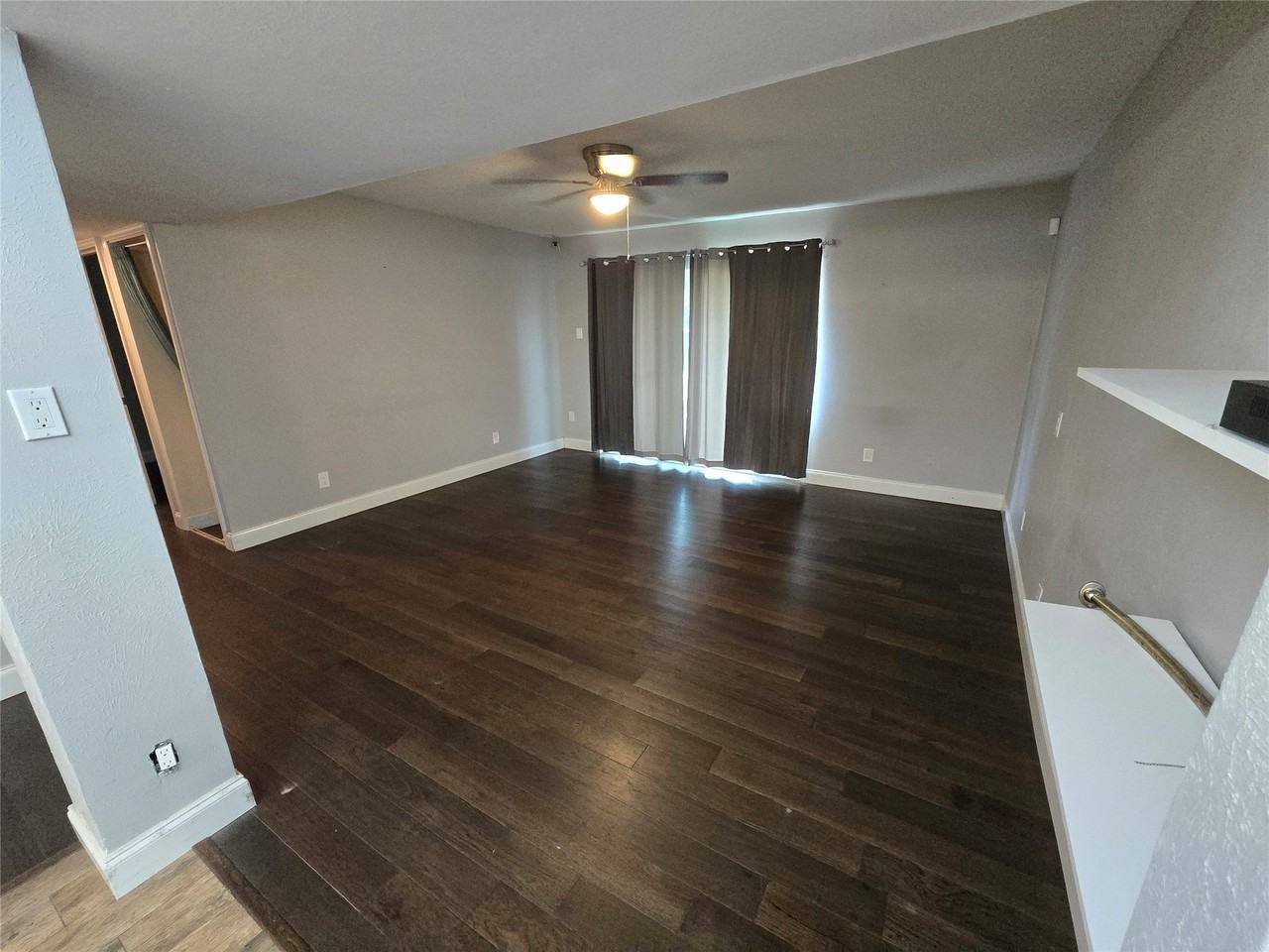 1630 Dell Oak Dr - Photo 6 of 22