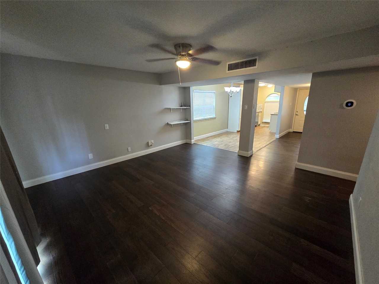 1630 Dell Oak Dr - Photo 7 of 22