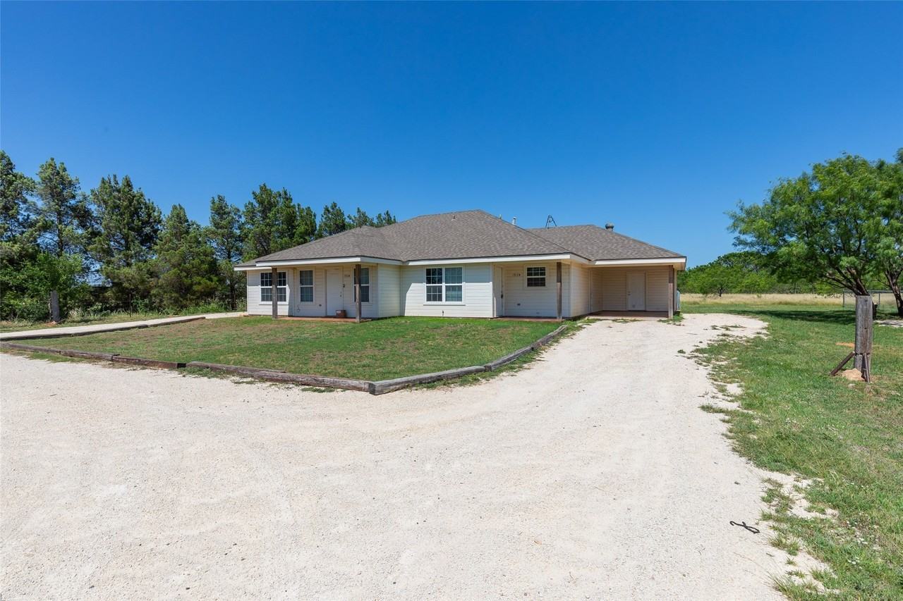 1913 Potosi Rd - Photo 3 of 24