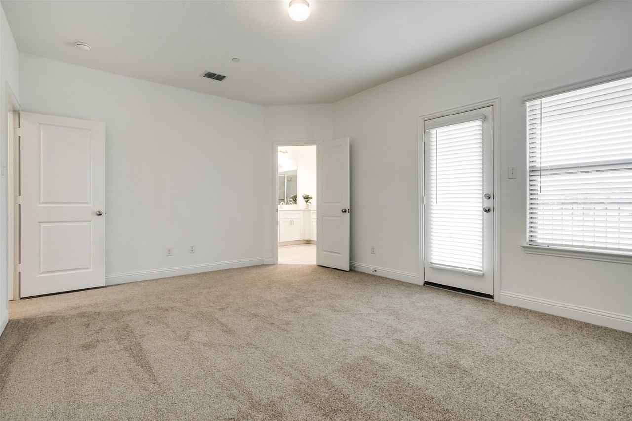 4809 Pasadena Dr - Photo 4 of 25
