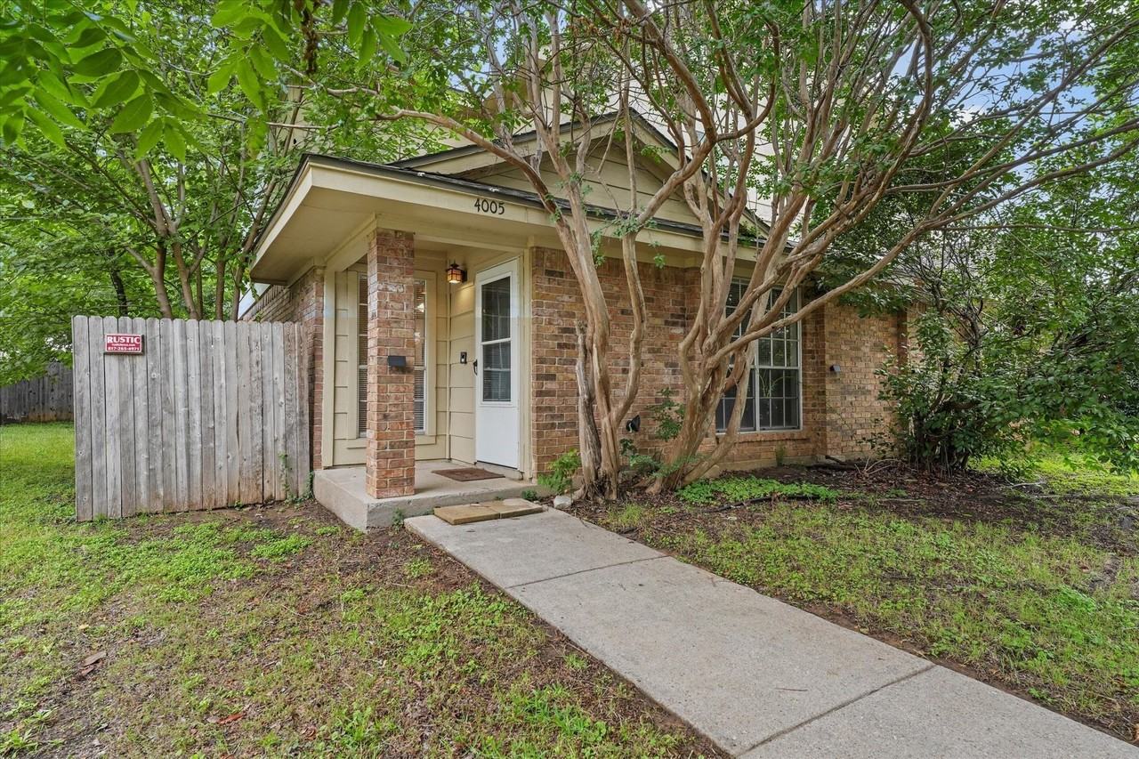 4005 Ridgebrook Dr - Photo 2 of 18