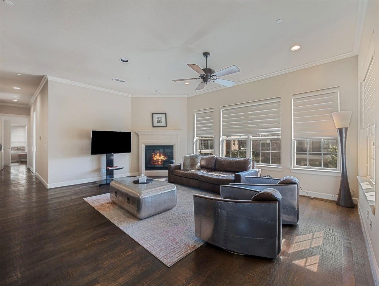 5001 Meridian Ln #2103 - Photo 3 of 26