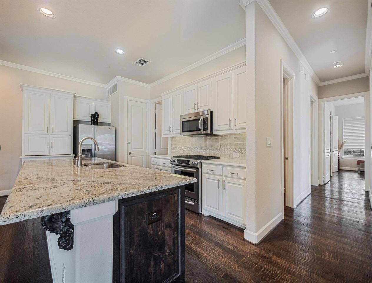 5001 Meridian Ln #2103 - Photo 7 of 26