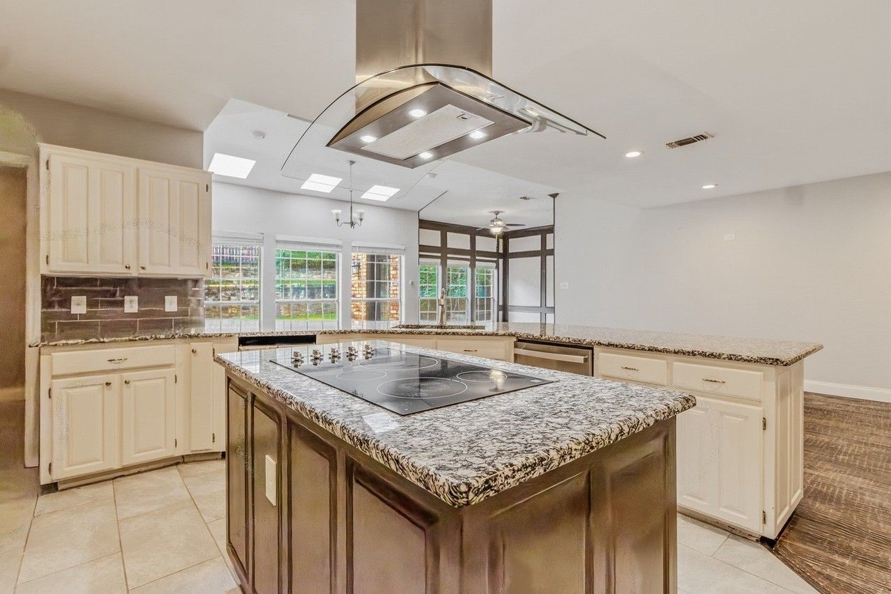 102 Pebble Beach Dr - Photo 7 of 22