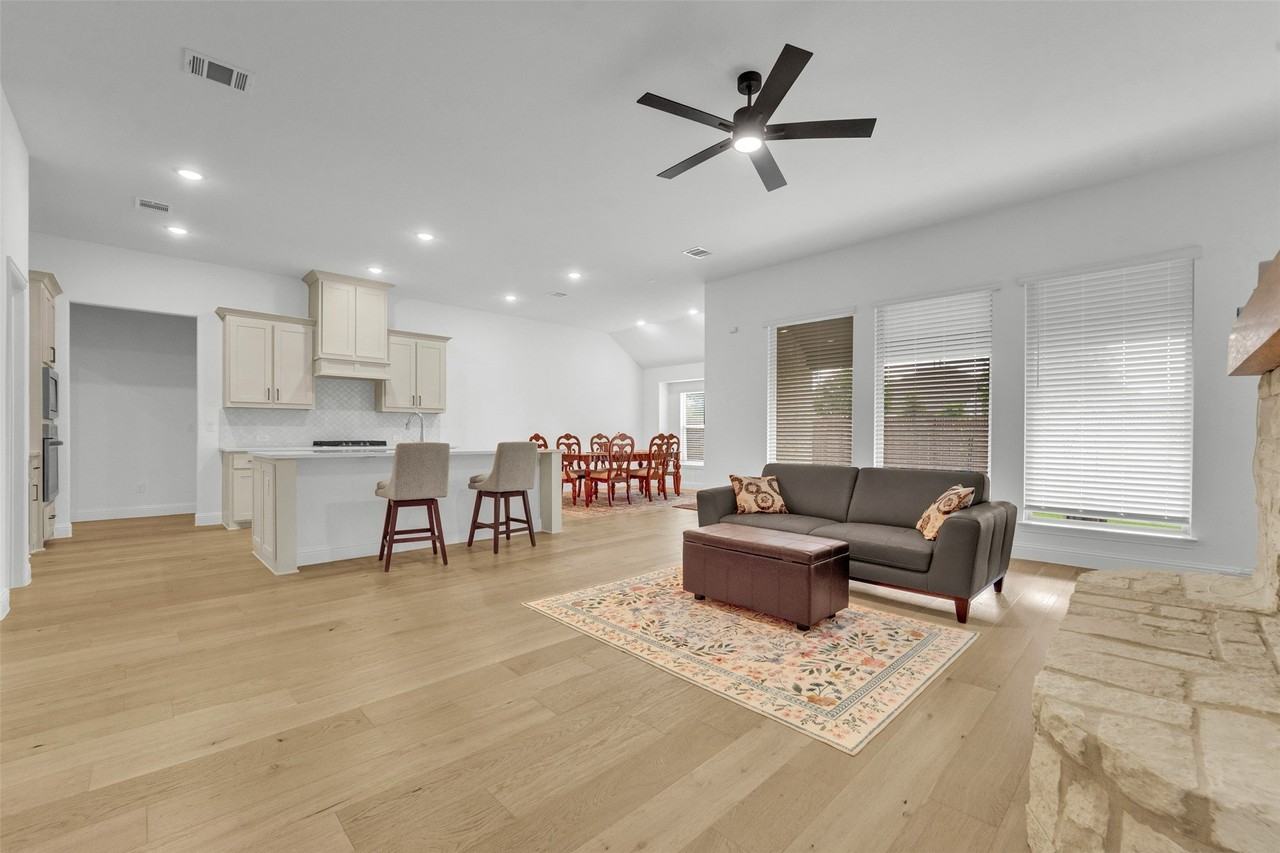 5500 Pooley Ln - Photo 6 of 30