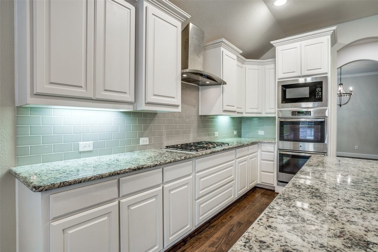 2348 Mare Rd - Photo 7 of 21